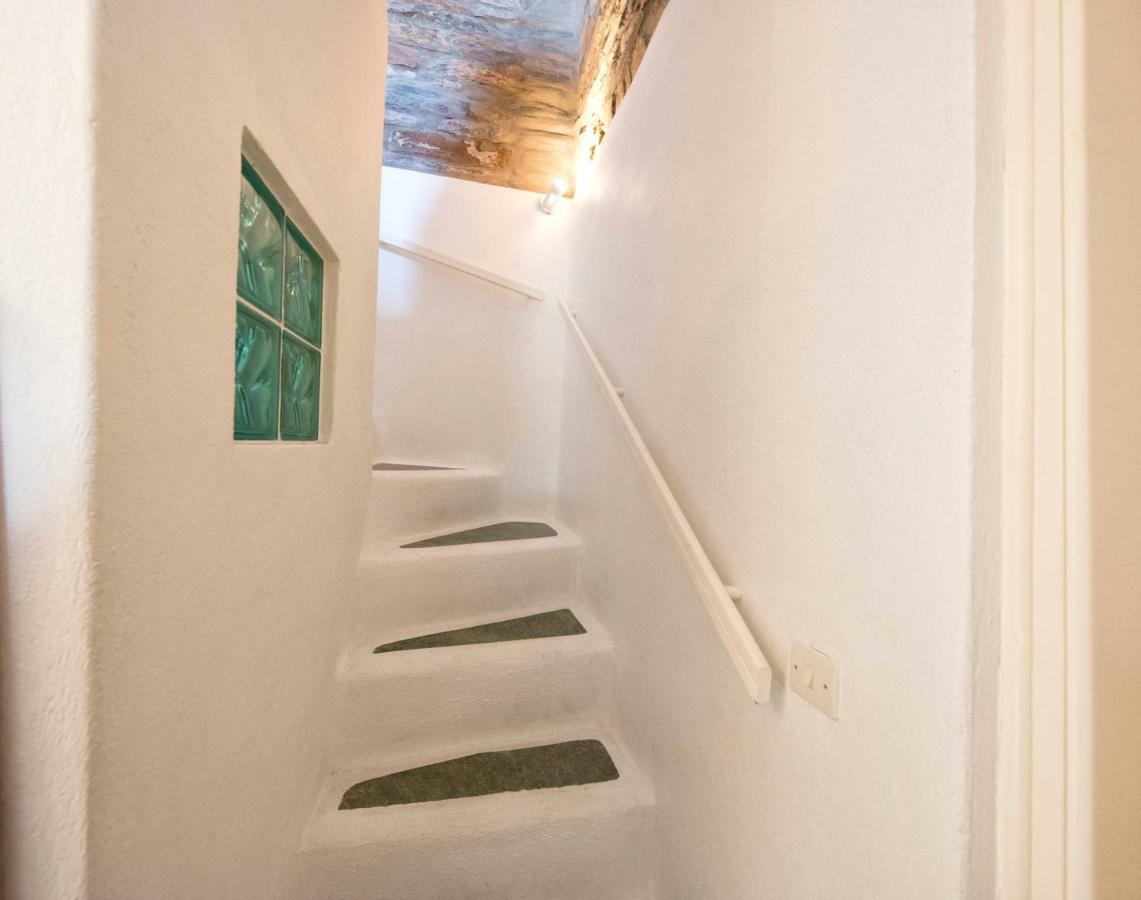 Stone House With A Magical View Villa Otzias Bagian luar foto